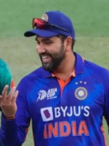 Rohit Sharma once lived a poor life, today he is the owner of billions.